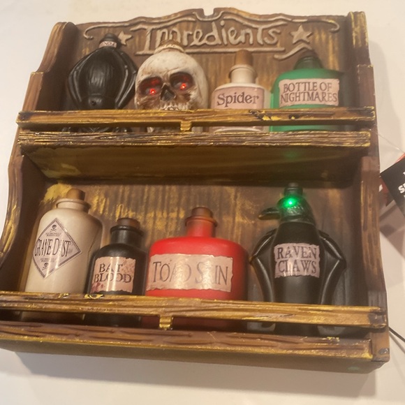 NWT Witch Spice Rack - Picture 7 of 12